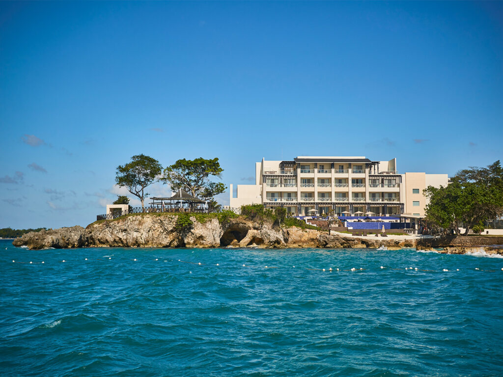 BLUE DIAMOND RESORTS